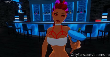 queensitra pornstar erotic picture