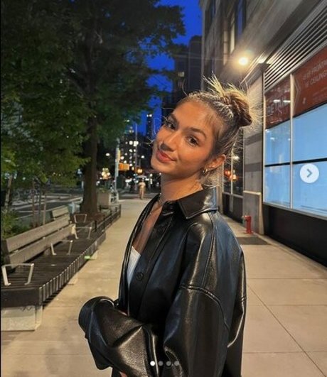 Emily Legler model porn pictures