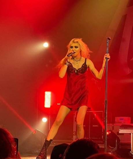 athletic milf onlyfans free sex galleries