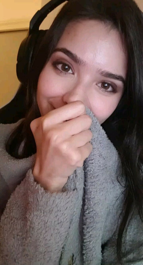 ASMR Glow pornstar nudes picture