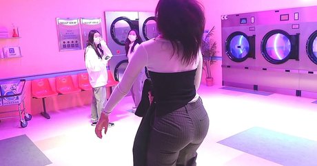 ASMR Glow porn star img