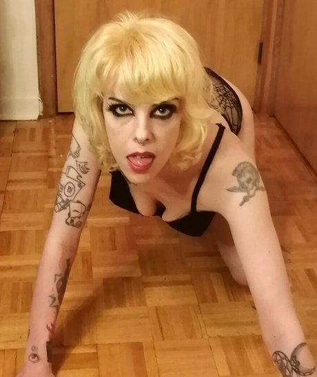 killerkiwi87 naked actress image