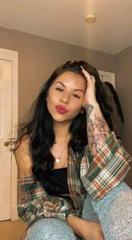 tanned onlyfans nudes photo