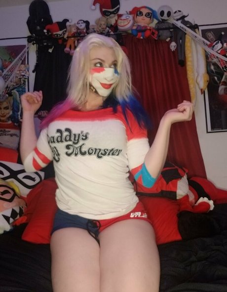 college girl onlyfans nude pictures