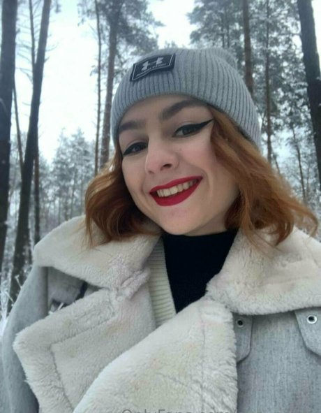 asian top onlyfans nude img