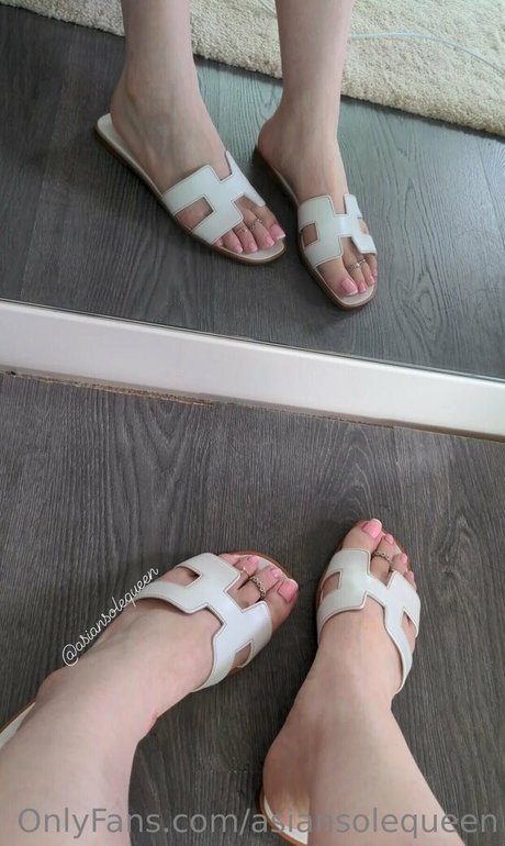 shemale handjob onlyfans erotic picture