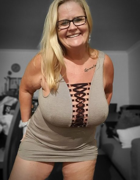 aussiebarbie07 free top model image