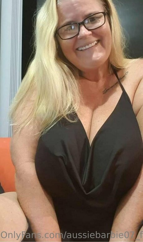 aussiebarbie07 free free model img