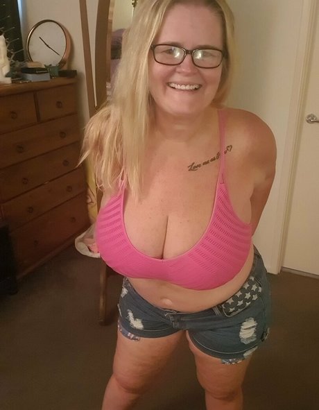 aussiebarbie07 free top pornstar photos