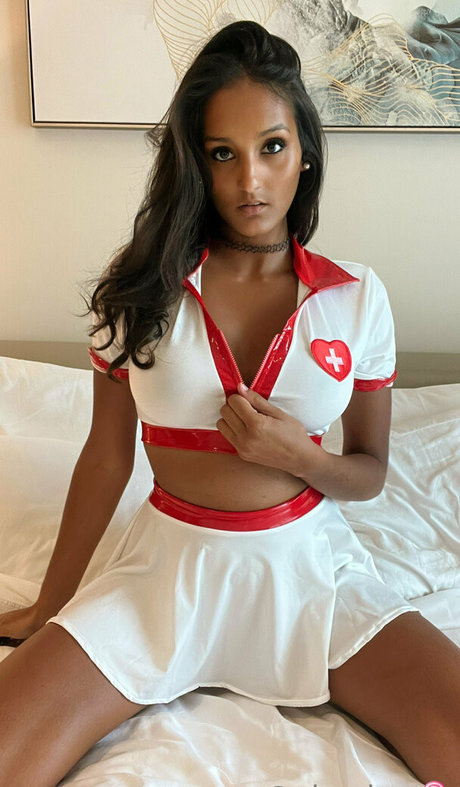 nina lea high quality pornstar pic