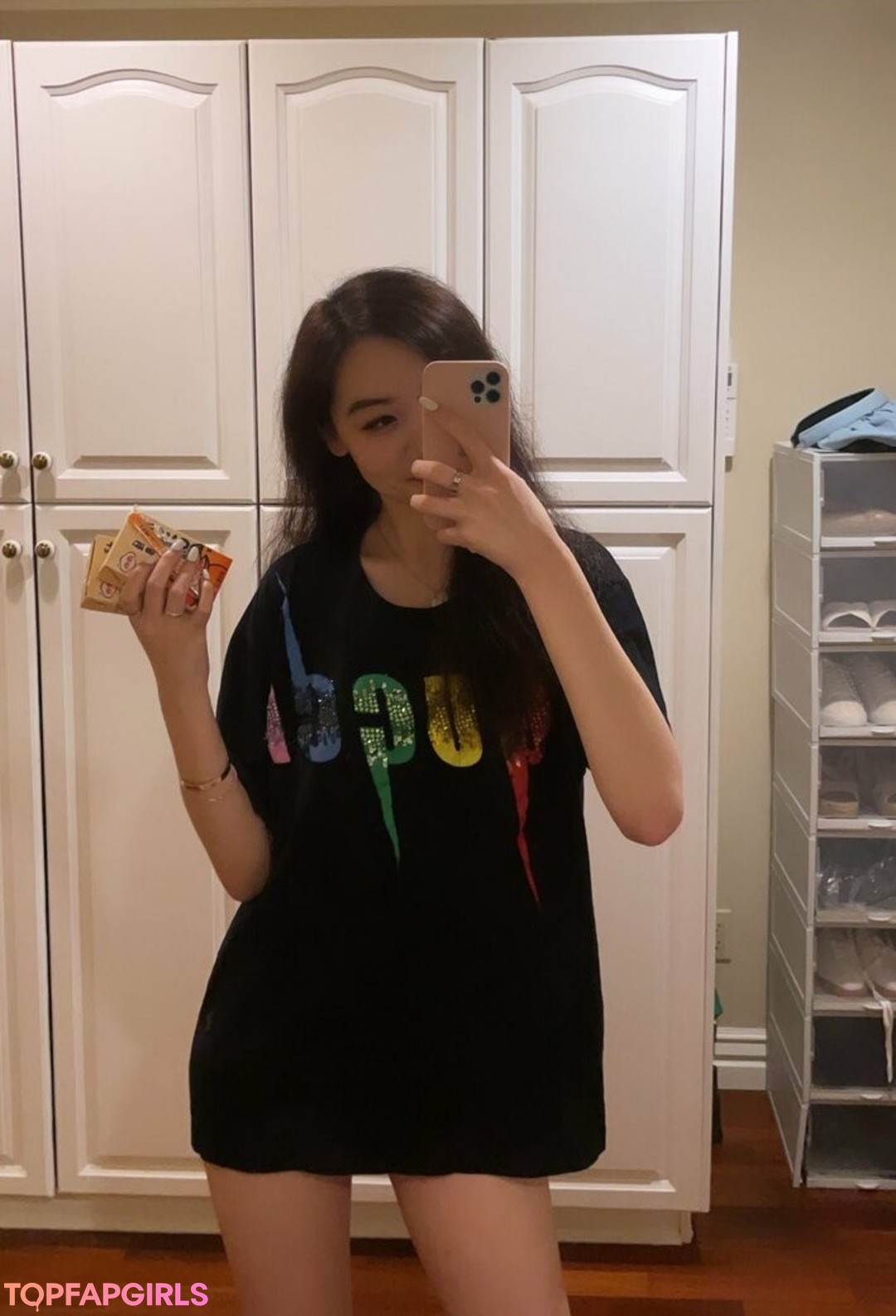 Fanfan hot pornstar image