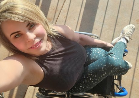 juicywheels1 nudes star pics