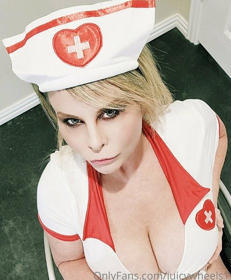 juicywheels1 adult model pic