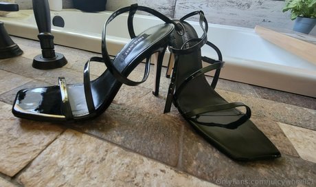 juicywheels1 pornstar top pictures