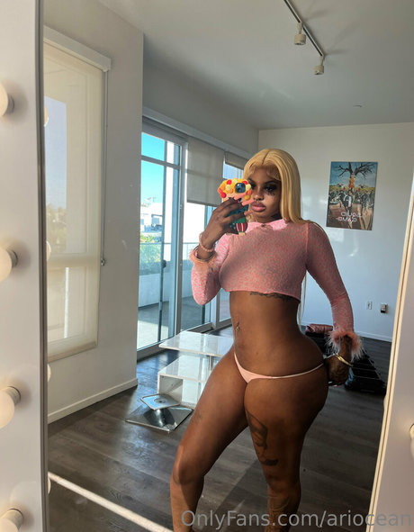 ariocean star nude images