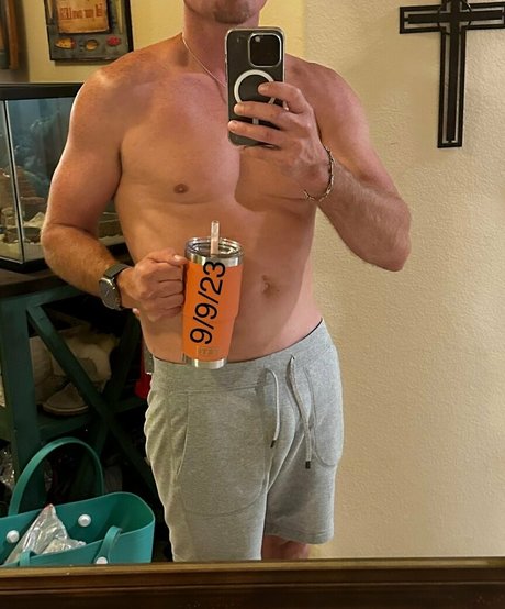 hotwifetexhubs star porn photos