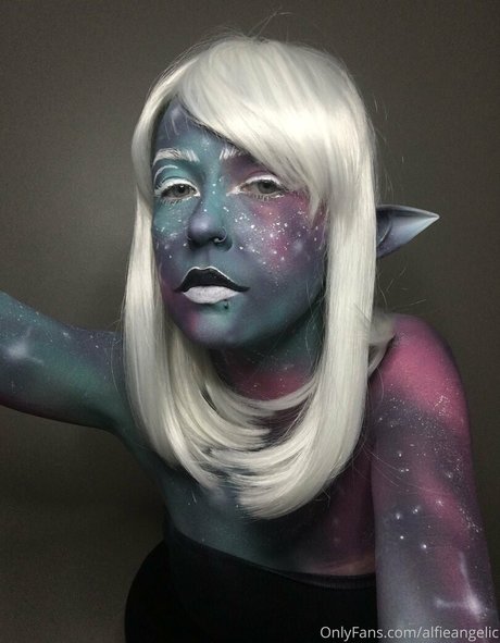 itsparisangel best actress gallery