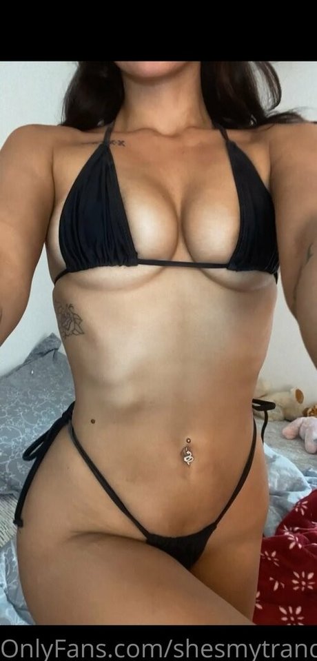 girl on girl onlyfans best pic