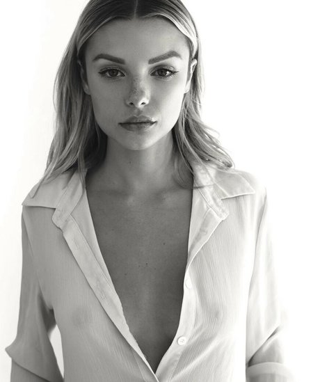 female popular onlyfans sexy nudes img