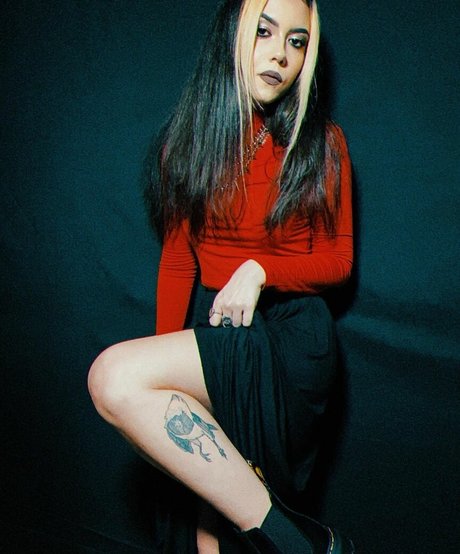 teen orgasm onlyfans erotic galleries