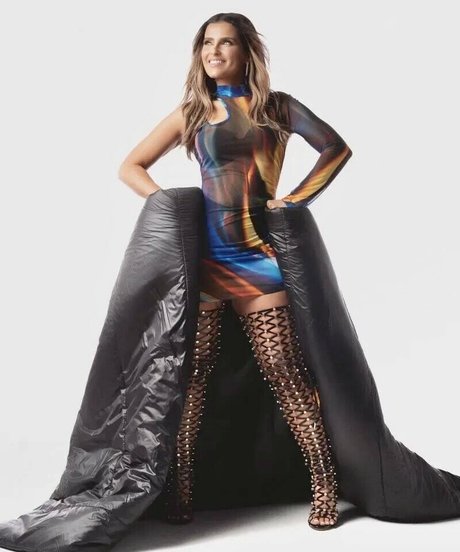 Nelly Furtado hd model pictures