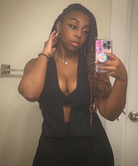 JazzyGuns top actress image