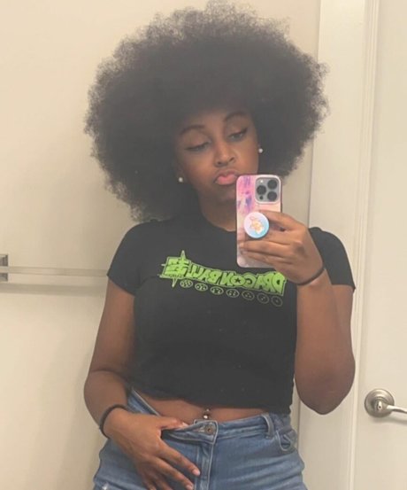 JazzyGuns model exclusive picture