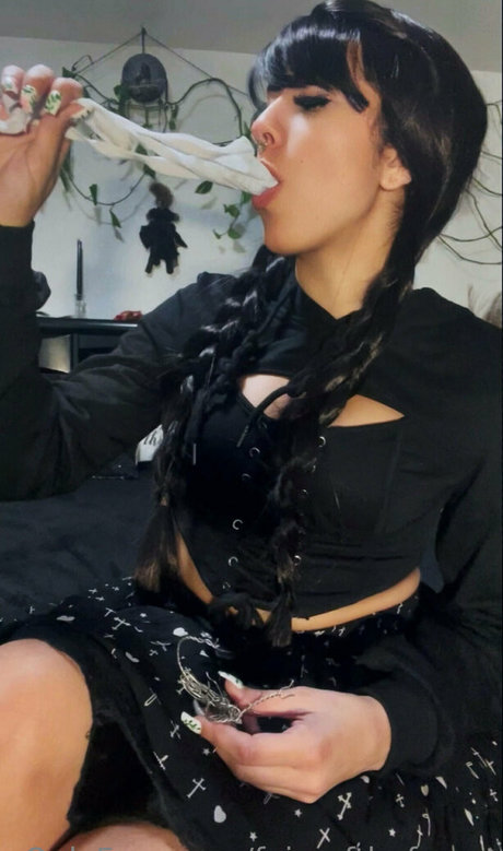 lunamorgantv best model pic