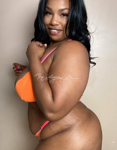 fingering pussy onlyfans beautiful xxx img