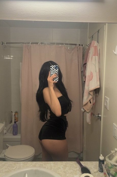 babagirl sexy actress photos