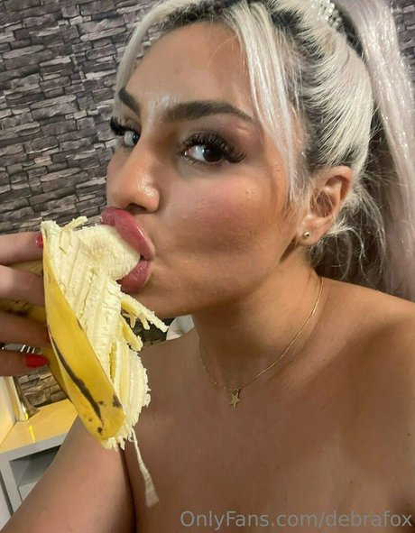 debrafox pornstar erotic picture