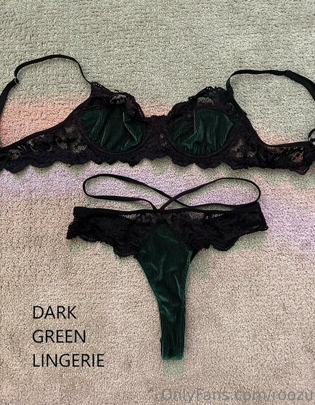 roozu pornstar hd pics