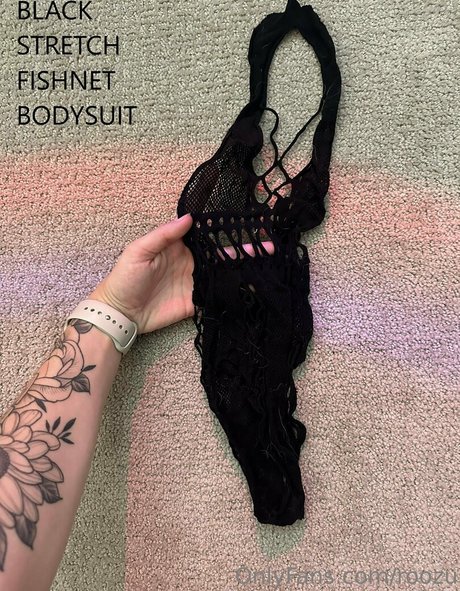 roozu beautiful model image