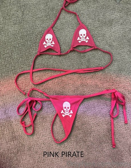 roozu star sexy images