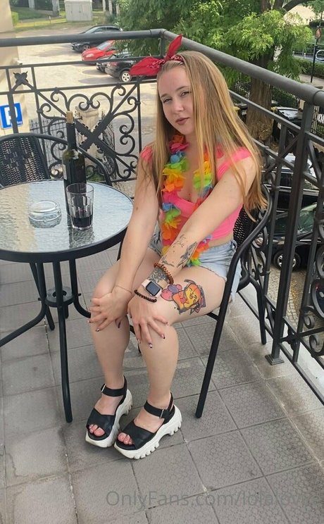 lesbian fingering onlyfans hot xxx images