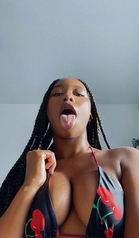 IeshaMarie20 star xxx img