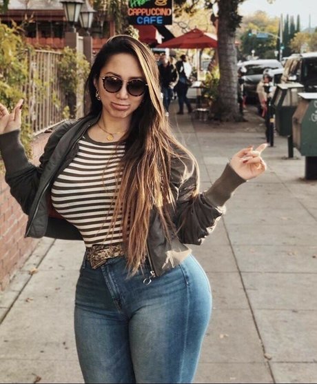 black lesbian onlyfans free nude img