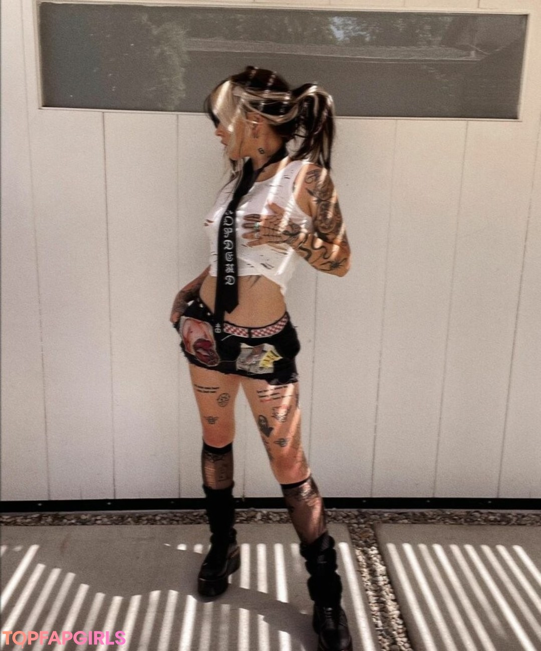 body onlyfans adult gallery