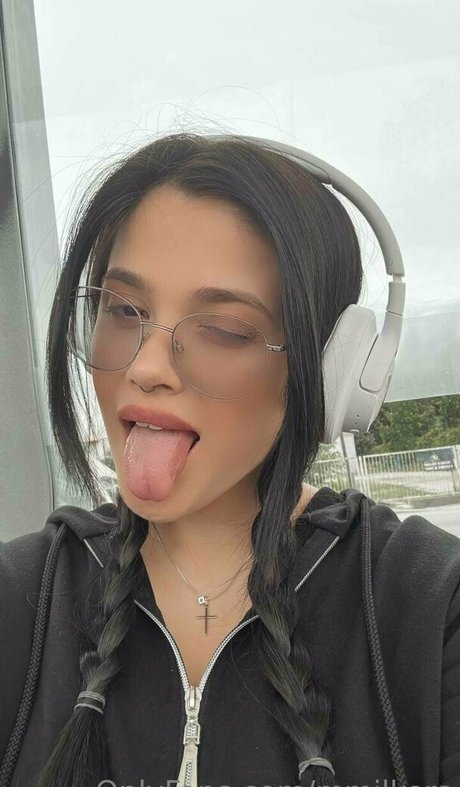 sucking tits onlyfans free xxx images