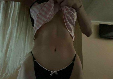 skinny tyan best model pictures