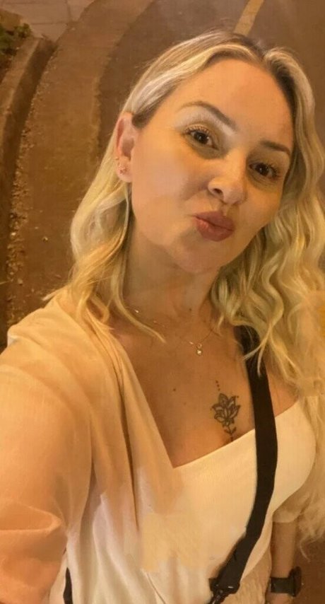 Amiga Marmitinha erotic model galleries