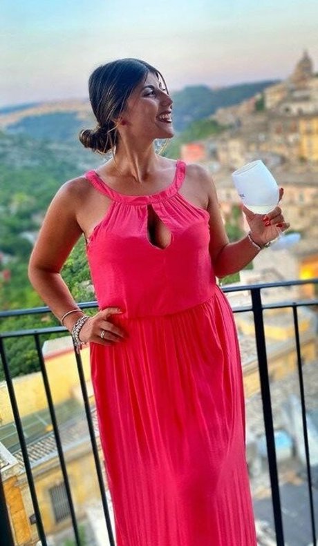 Valentina De Nucci model nudes image