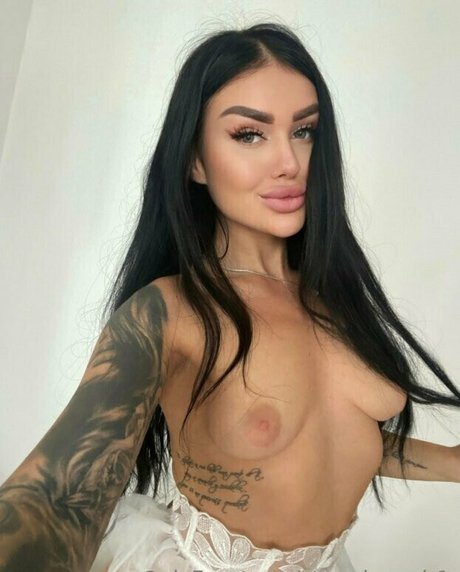 cuckold feet onlyfans beautiful naked img