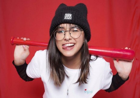 Bibivitona sex model photo