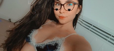 emilyhill model adult gallery