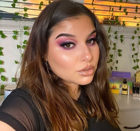 tall onlyfans porno photo