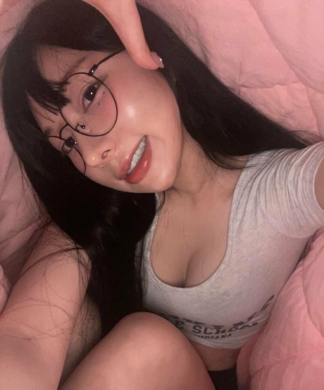 by3ol___ hot pornstar image