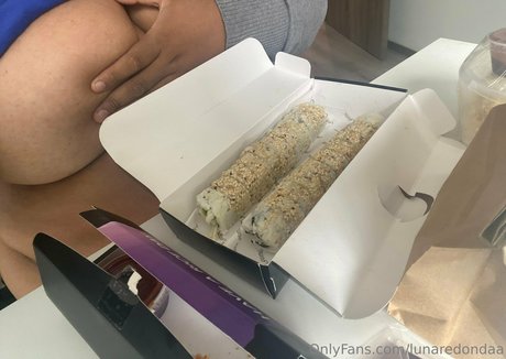 lunaredondaa star xxx picture