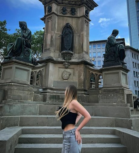 lisa straube model nice pics