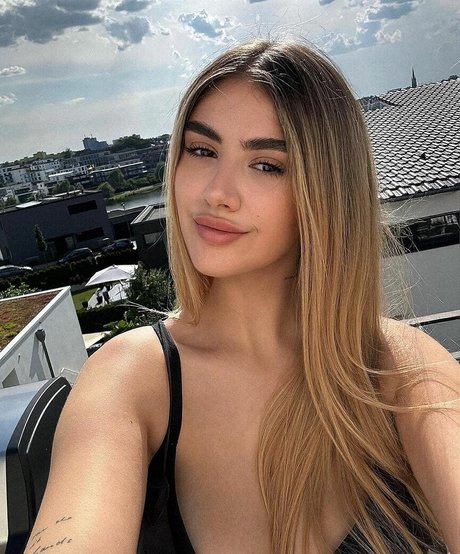 lisa straube porn model photos